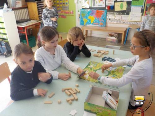 Jeux de sociétés pour les GS-CP